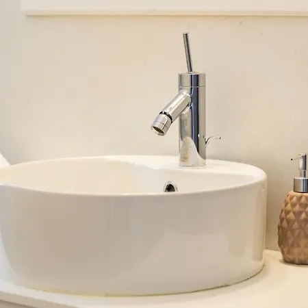 Anemos Guest Apts * カルパトス