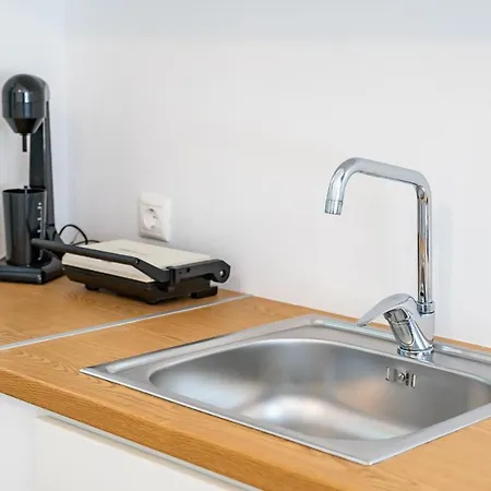 Anemos Guest Apts アパート カルパトス